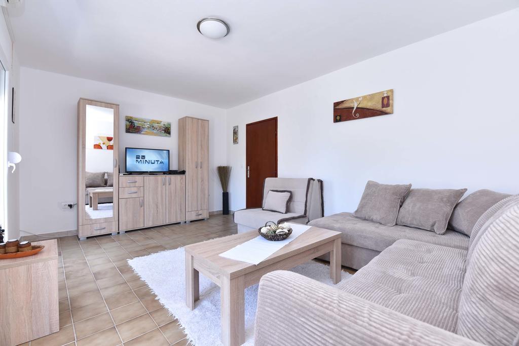 Vila Lucice Petrovac na moru Exterior foto