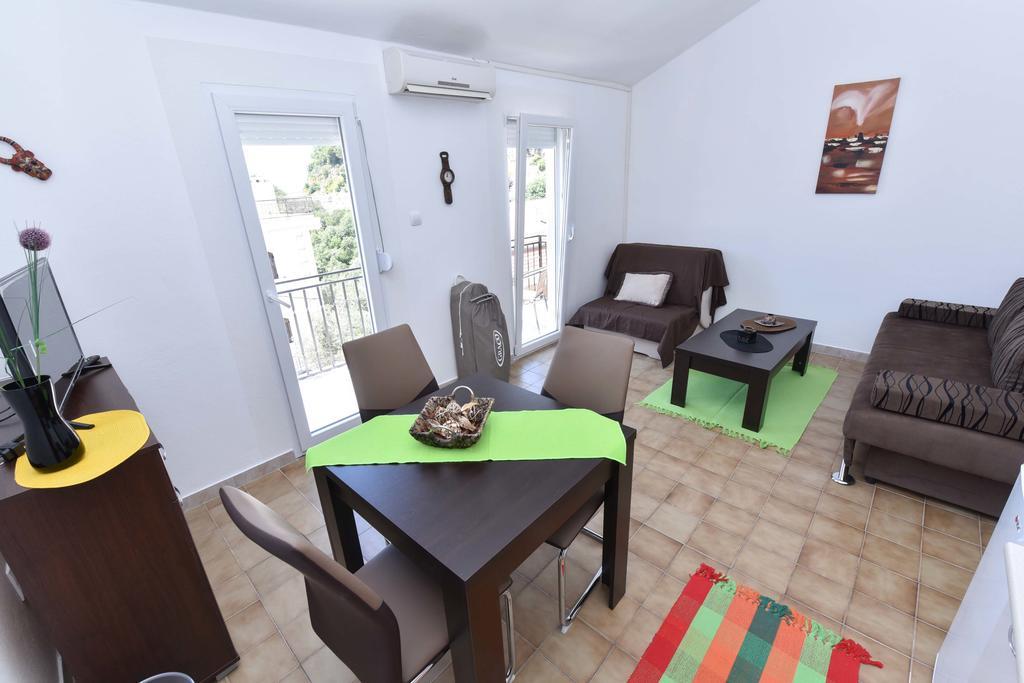 Vila Lucice Petrovac na moru Exterior foto