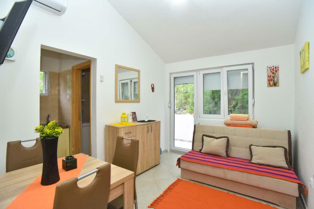 Vila Lucice Petrovac na moru Exterior foto