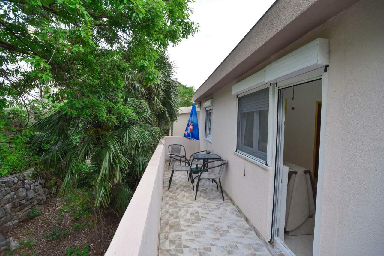 Vila Lucice Petrovac na moru Exterior foto
