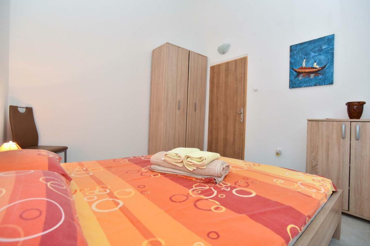 Vila Lucice Petrovac na moru Exterior foto
